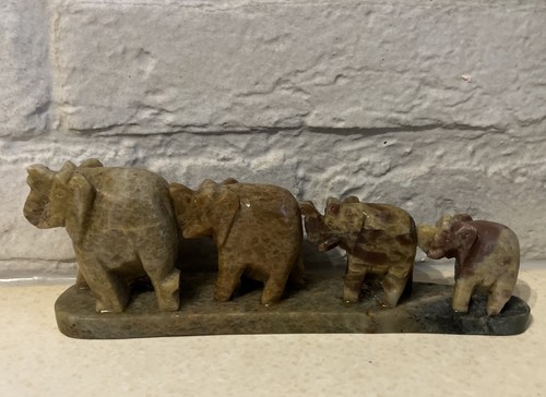 Elephant parade carved - 4,