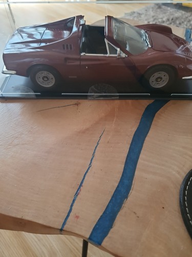 Hotwheels ferrari dino - 246, gts