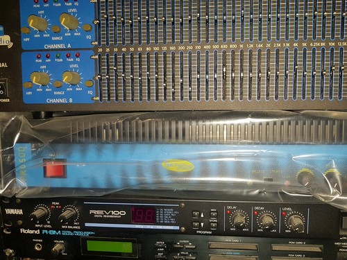 Roland drum machine - drum,