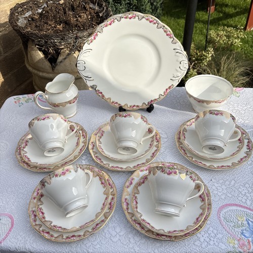 Beautiful vintage salisbury - vintage,
