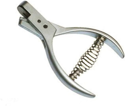 Garment pattern notcher - pattern,