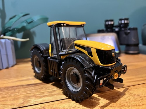 Britains jcb fastrac 8250 - fastrac,