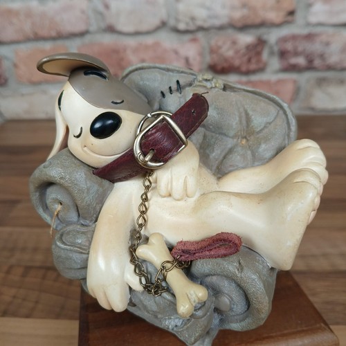 Lost dog collectables - lost,
