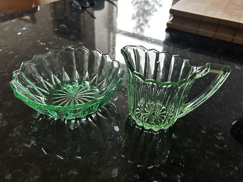 Vintage art deco green - art,