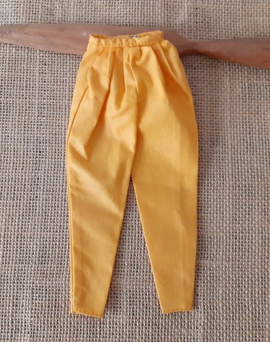 Vintage 1984 barbie dolls - ,