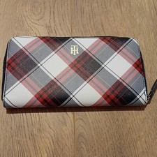 Tommy Hilfiger Red Navy Grey White Plaid Canvas Zip-around Purse Wallet