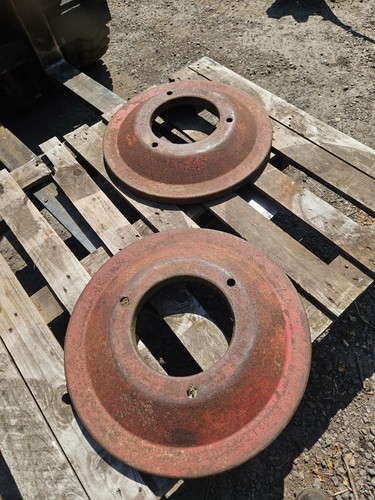 International tractor rear - international,