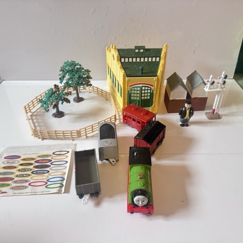 Thomas trackmaster bundle - thomas,