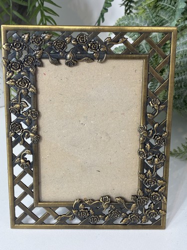 Vintage small brass floral - vintage,
