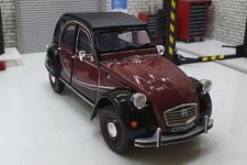 Citroen Charleston 2CV 1982 - Burgundy/Black 1:24 Scale Car