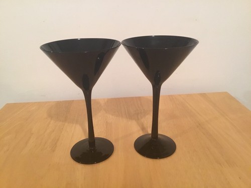 Black glass martini glasses - 2,