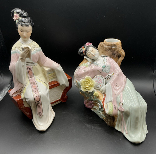 Pair ceramic geisha figurines - pair,