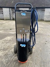 Hippo Shower Gas Horse Shower