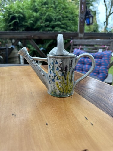 Vintage novelty teapot - novelty,