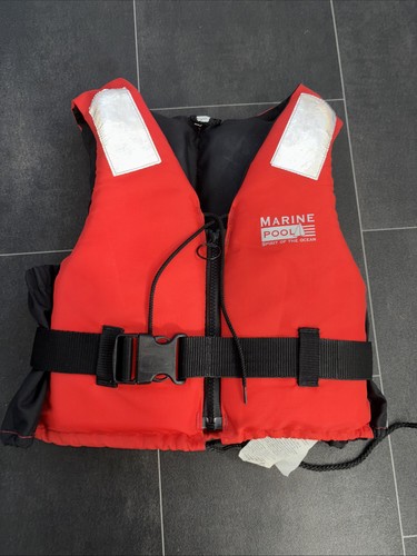 Marine pool life - pool, jacket