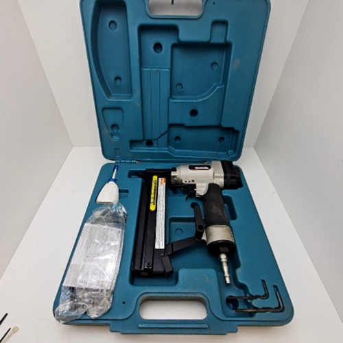 Makita at638 air nail gun - air, with