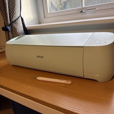CRICUT Explore 3 DIY Digital