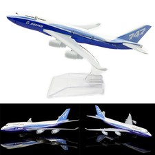 1:400 B747 Prototype Plane