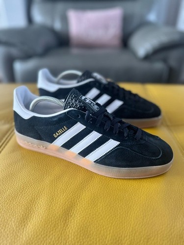 Brand new adidas originals - new,