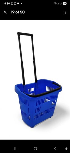 Plastic shopping baskets - 5,