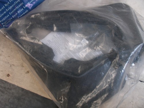 1543894 front mud flaps - front,