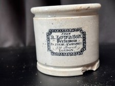 59218 Old Vintage Antique Printed Ointment Pot Lid Jar Bears Grease Hair Chemist