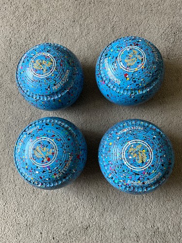 Drakes pride pro lawn bowls - pride, 50