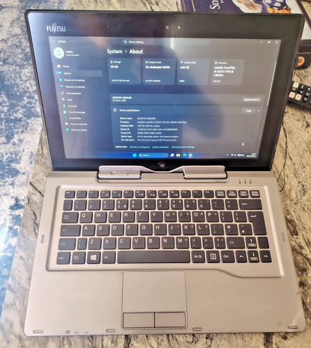 Fujitsu stylistic q702 - stylistic,