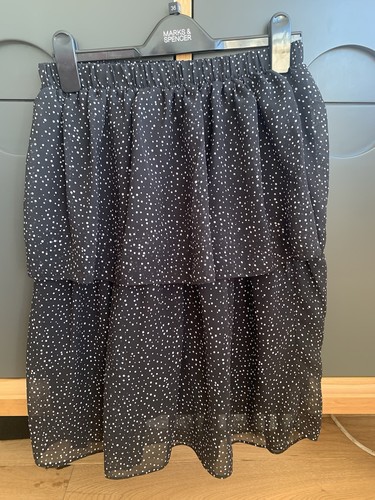 Next skirt size black white - 8,