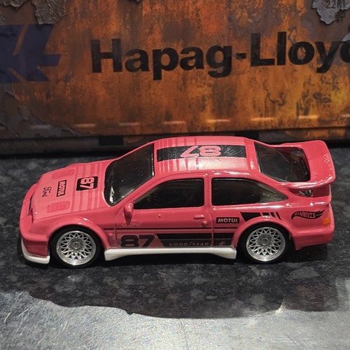 Hot wheels ford sierra - hot, rs500