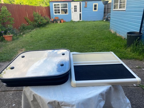 470 caravan skylight - mm,