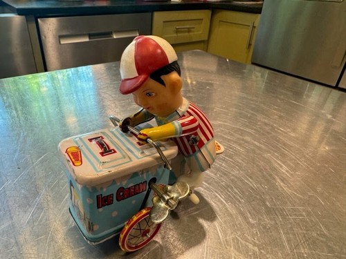 Vintage wind toy - wind, up