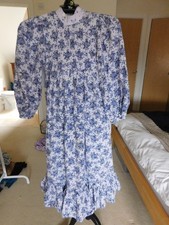 Vintage 1970s Laura Ashley