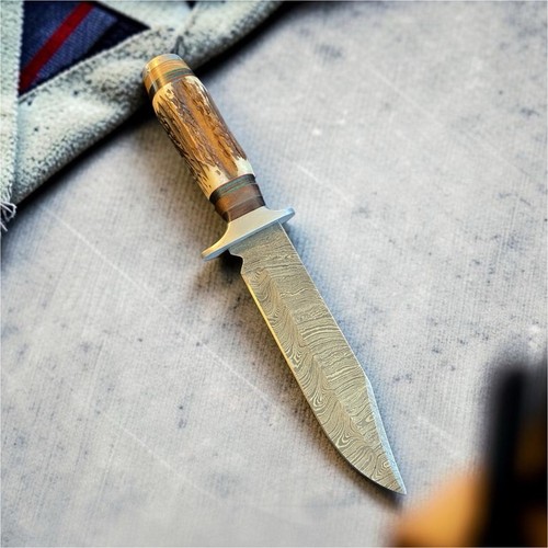 Damascus steel fixed blade - steel,