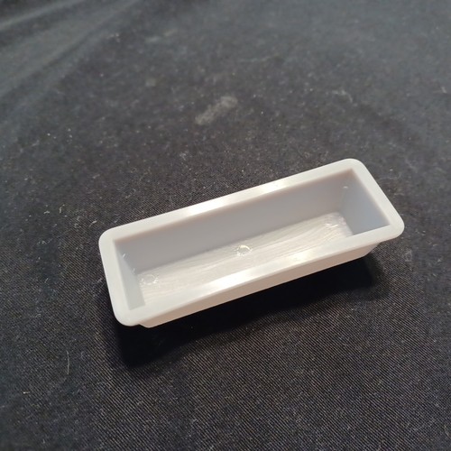 1 plastic wall - x, water