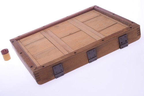 Antique wood contact - ✅,