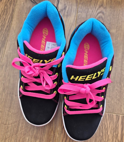Heelys girls wheeled trainers - heelys,
