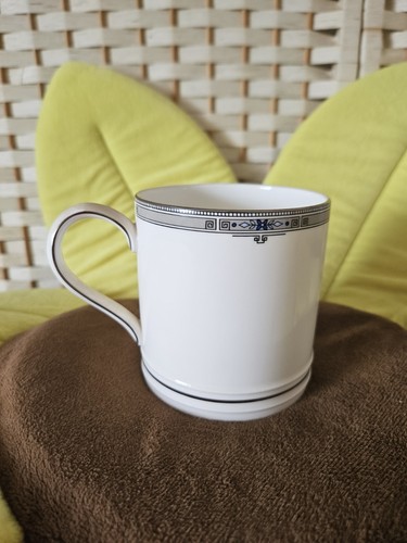 Wedgwood amherst bone - amherst,