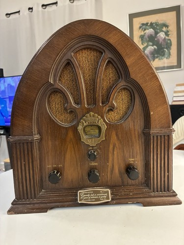 Philco ford cathedral radio - ford,