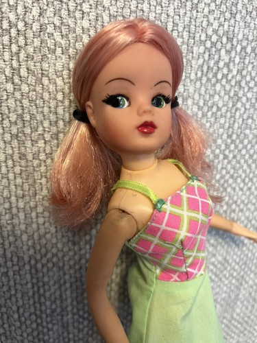 Sindy pedigree active - sindy,