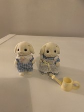 SYLVANIAN FAMILIES FLORA RABBIT BROTHER & SISTER - BLOSSOM GARDENING SET £10