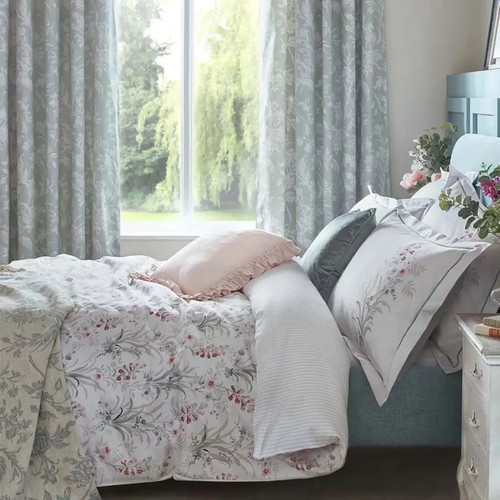 Just arrived laura ashley - just,