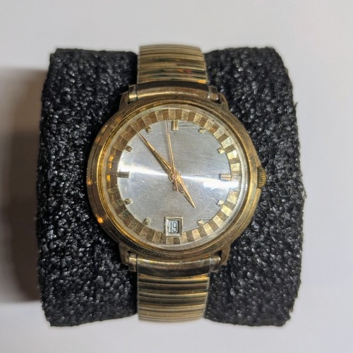 Vintage jewels adj - vintage,