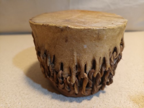 Little african hand - hand, drum