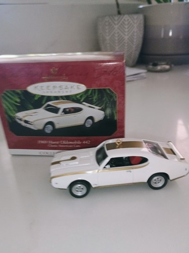 1997 hallmark keepsake 1969 - 1997,