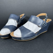 Clarks Women Navy Leather