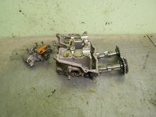aprilia  rsv  1000  rear  head