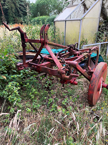 Vintage tractor mounted - vintage, 2