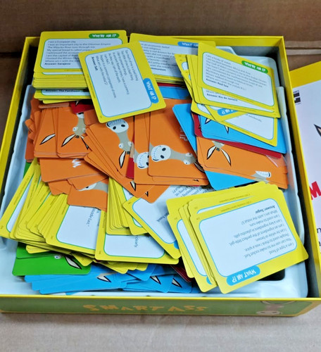 Board game smart ass - game, box01360
