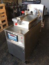 Henny Penny 4 head / 8 head PFE500 / PFE592 Pressure Fryer Fastron Models